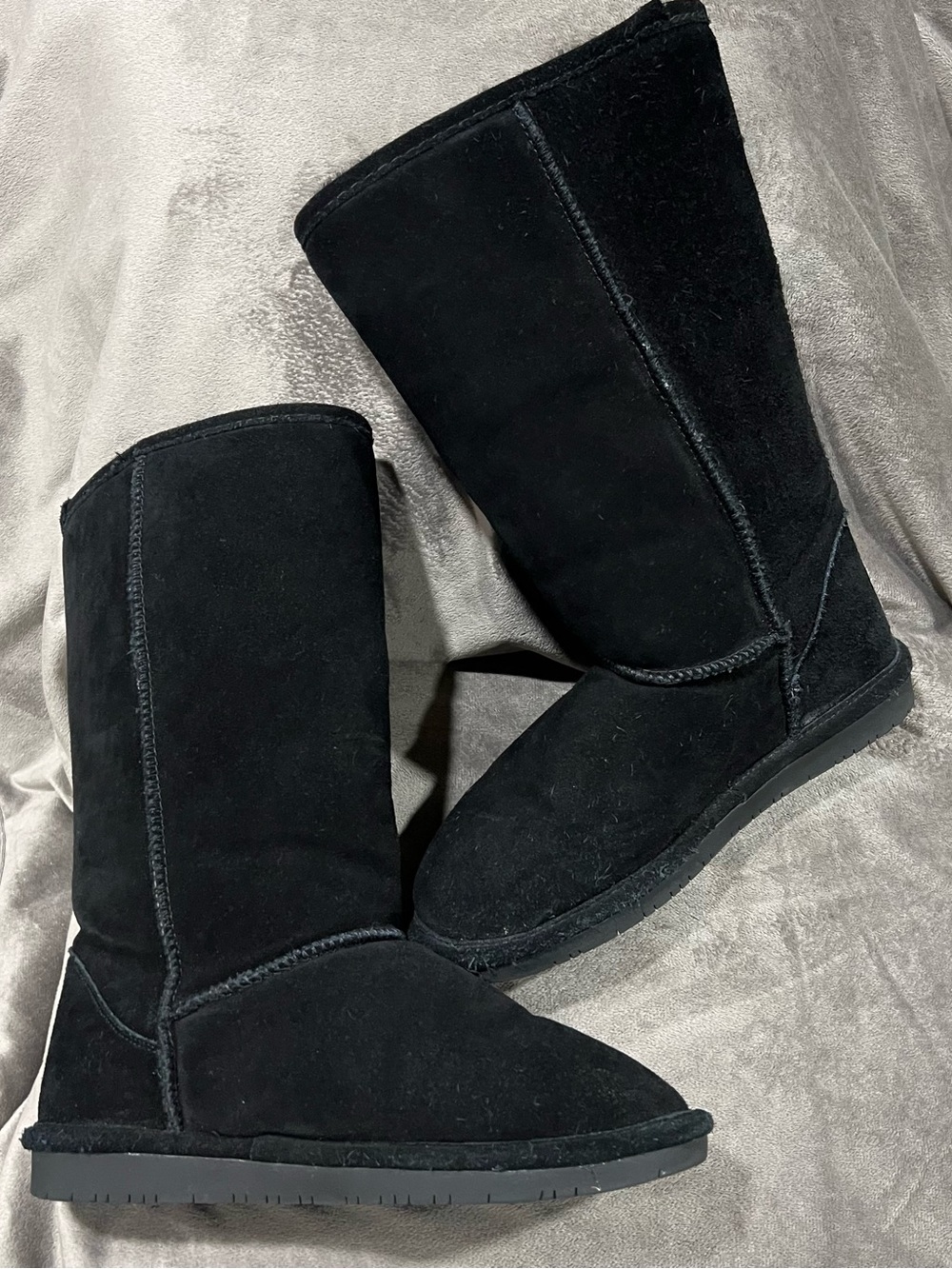 BEAR PAW Black Suede Mid-Calf Boots
Size 9 Sherpa Lined